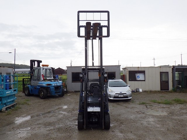 NISSANN 15ZF1F1A20 ★ Forklift ★ 3m, 2000kg