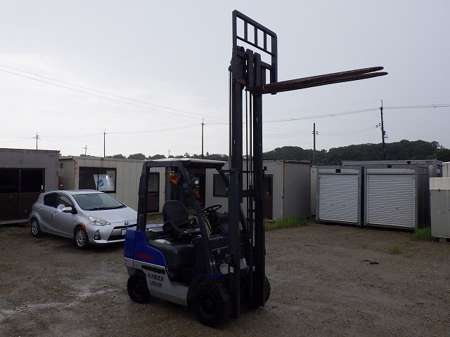 NISSANN 15ZF1F1A20 ★ Forklift ★ 3m, 2000kg