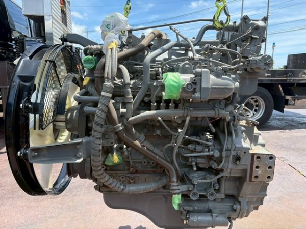HITACHI 4HK1 ★ Parts & Attachment ★ ISUZU Engine - Image 1