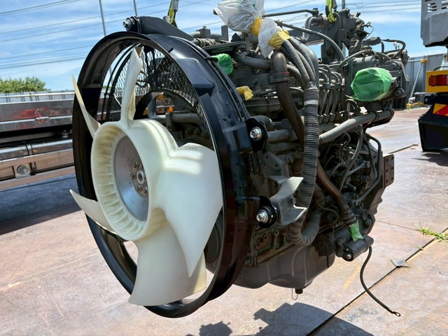 HITACHI 4HK1 ★ Parts & Attachment ★ ISUZU Engine