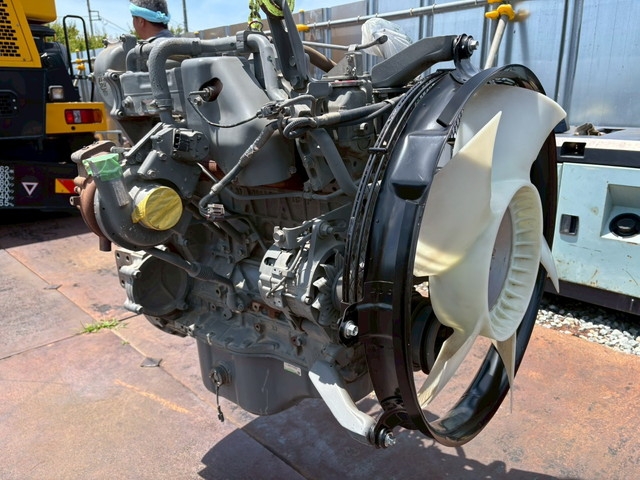 HITACHI 4HK1 ★ Parts & Attachment ★ ISUZU Engine