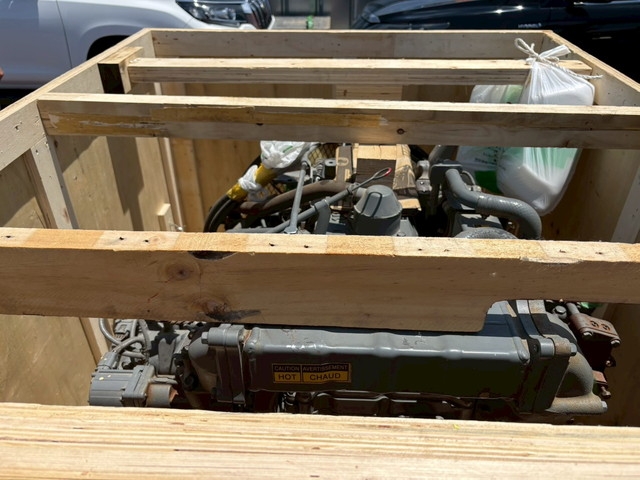 HITACHI 4HK1 ★ Parts & Attachment ★ ISUZU Engine