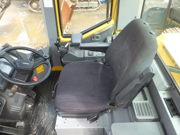 KAWASAKI 80ZV-2 ★ Loader(Crawled/Wheeled) ★ CAB, BKT, A/C, 10,959km - Image 55