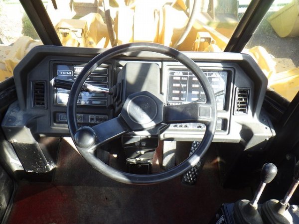TCM 880 ★ Loader(Crawled/Wheeled) ★ CAB, A/C - Image 49