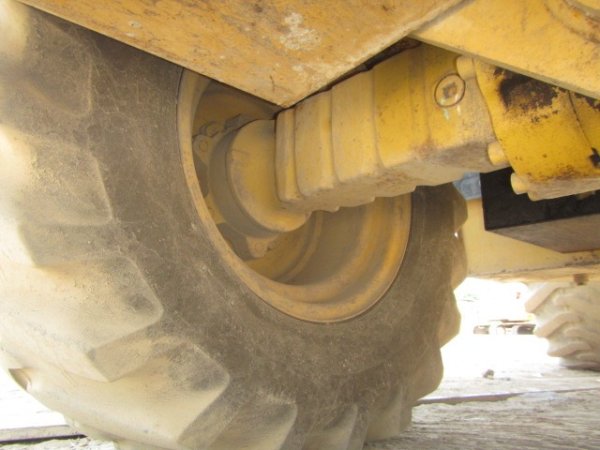 CAT 901C2 ★ Loader(Crawled/Wheeled) ★ CNP, BKT - Image 16