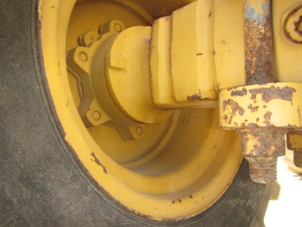 CAT 901C2 ★ Loader(Crawled/Wheeled) ★ CNP, BKT - Image 24