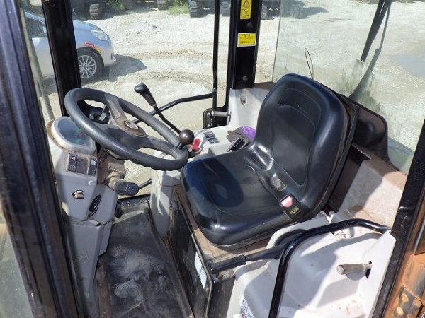 CAT 902C2 ★ Loader(Crawled/Wheeled) ★ CAB - Image 38