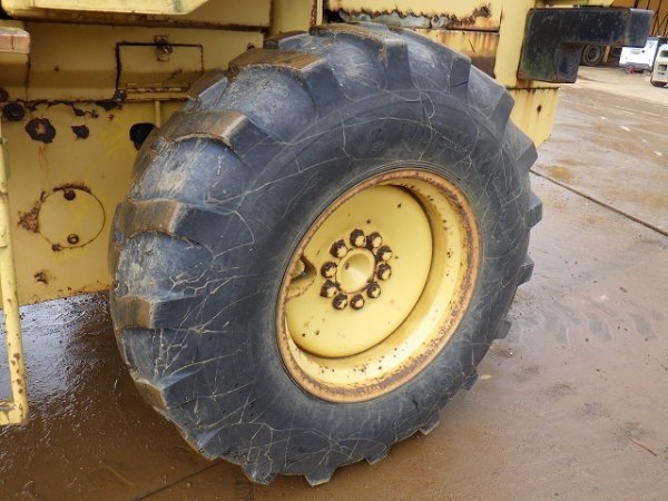 CAT 910E ★ Loader(Crawled/Wheeled) ★ CAB, A/C, W/ PATROL RIGHT - Image 19