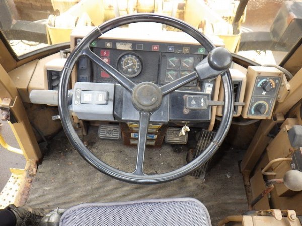 CAT 910E ★ Loader(Crawled/Wheeled) ★ CAB, A/C, W/ PATROL RIGHT - Image 49