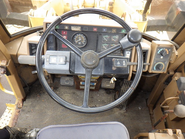 CAT 910E ★ Loader(Crawled/Wheeled) ★ CAB, A/C, W/ PATROL RIGHT