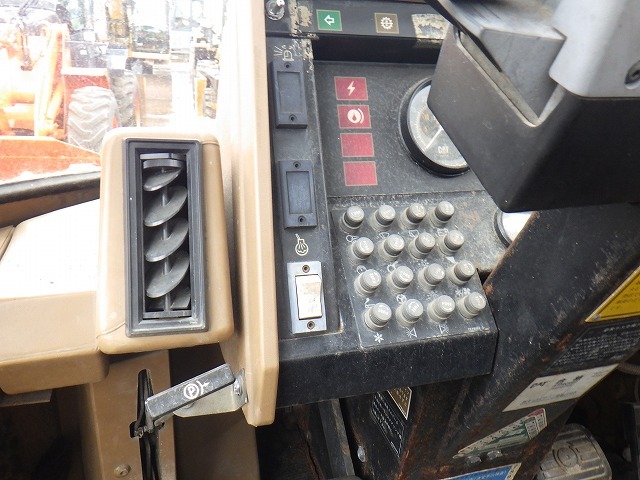 CAT 910E ★ Loader(Crawled/Wheeled) ★ CAB, A/C, W/ PATROL RIGHT