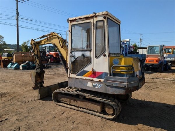 YANMAR B27-1 ★ Excavator ★ 300R, CAB, Blade, Piping - Image 4