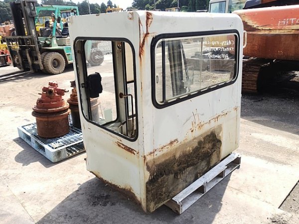 CABIN-LD1000&TRAVEL-MOTOR ★ Parts & Attachment ★ Operation Not Confirmed and also not checked Damage and Missing parts 動作未確認、また目視での破損・欠品も確認していない - Image 3