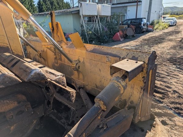 KOMATSU D65P-12E ★ Bulldozer ★ 940LGP, CAB, S/T Dozer, A/C - изображение 10