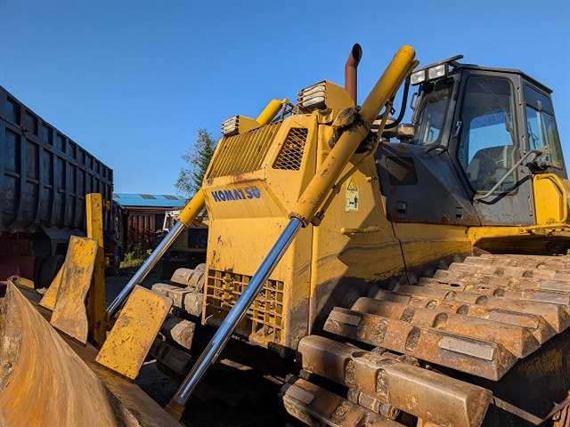 KOMATSU D65P-12E ★ Bulldozer ★ 940LGP, CAB, S/T Dozer, A/C