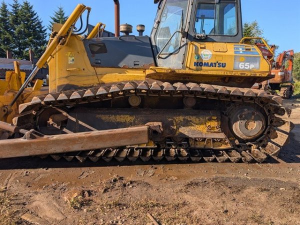 KOMATSU D65P-12E ★ Bulldozer ★ 940LGP, CAB, S/T Dozer, A/C - изображение 17