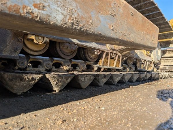 KOMATSU D65P-12E ★ Bulldozer ★ 940LGP, CAB, S/T Dozer, A/C - изображение 20
