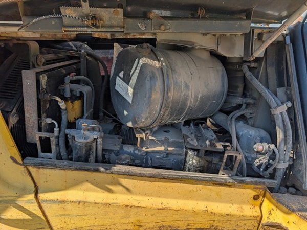 KOMATSU D65P-12E ★ Bulldozer ★ 940LGP, CAB, S/T Dozer, A/C - изображение 38
