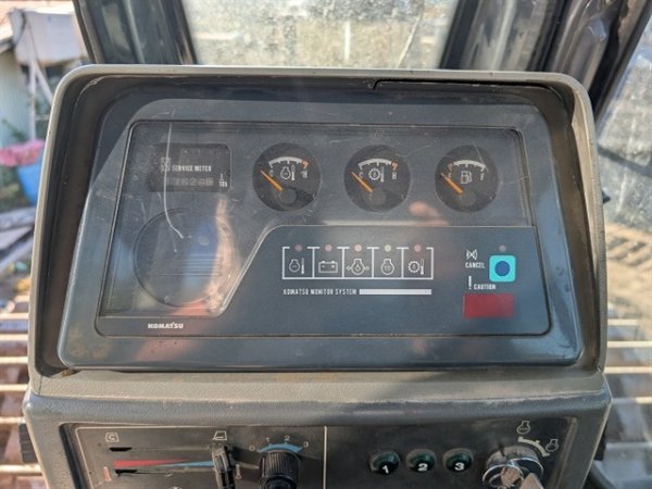 KOMATSU D65P-12E ★ Bulldozer ★ 940LGP, CAB, S/T Dozer, A/C - изображение 60