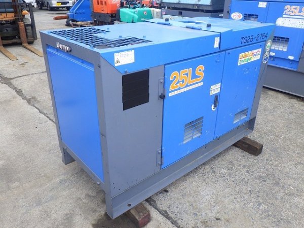 DENYO DCA-25LSK ★ Generator & Compressor ★ 25KVA - Image 5