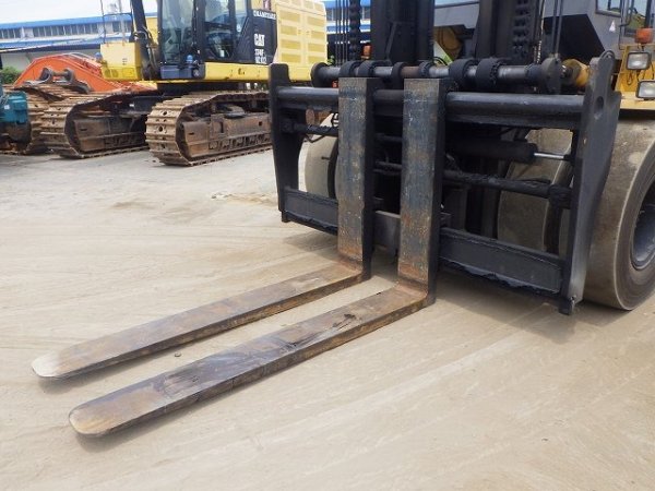UNICARRIERS FD230-4 ★ Forklift ★ 3.47m, 21000kg, SIDE SHIFT, POSITIONER W, A/C - Image 9