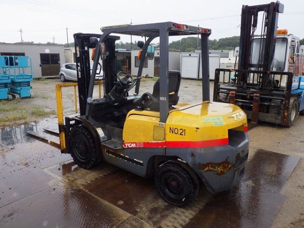 TCM FD35T3S ★ Forklift ★ 3m, 3000kg, SIDE SHIFT Engine doesn't start 不動車 - Image 3
