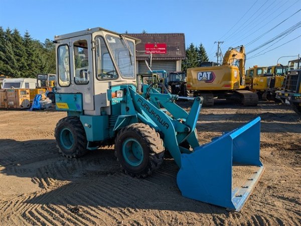 FURUKAWA FL30 ★ Loader(Crawled/Wheeled) ★ CAB, BKT - Image 4