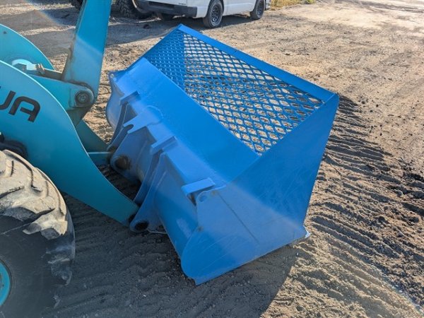 FURUKAWA FL30 ★ Loader(Crawled/Wheeled) ★ CAB, BKT - Image 11