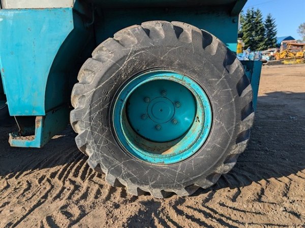FURUKAWA FL30 ★ Loader(Crawled/Wheeled) ★ CAB, BKT - Image 24