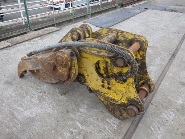 HS-700N ★ Parts & Attachment ★ Hydraulic Fork, Serial Number Unknown - Image 2