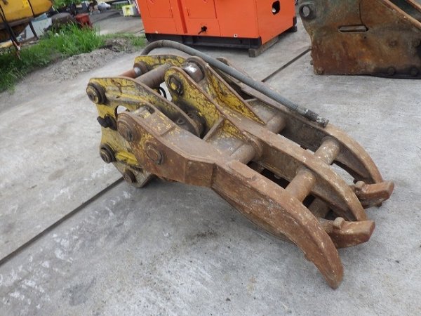 HS-700N ★ Parts & Attachment ★ Hydraulic Fork, Serial Number Unknown - Image 3