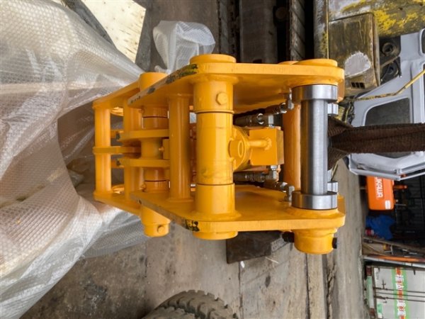 Hyd_Grapple ★ Parts & Attachment ★ Made in China, Unused 中国製, 未使用品 - Image 2