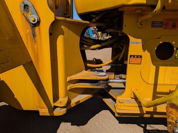 HITACHI LX100-5 ★ Loader(Crawled/Wheeled) ★ CAB, V-Plow, Piping, A/C, 54,818km - Image 37