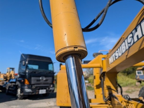 MITUBISHI MG430 ★ Road Equipment ★ CAB, 162,450km - Image 20