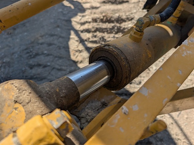 MITUBISHI MG430 ★ Road Equipment ★ CAB, 162,450km