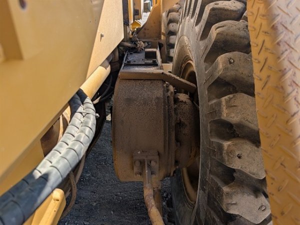 MITUBISHI MG430 ★ Road Equipment ★ CAB, 162,450km - Image 33