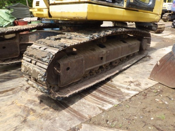 KOMATSU PC200-8N1 ★ Excavator ★ G+Pad, Standard Bucket, Piping, M/L, A/C - Image 12