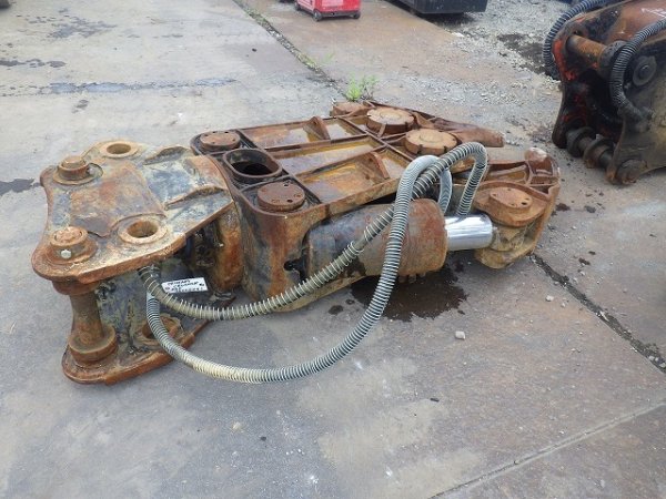 N/A PRIMARY-CRUSHER ★ Parts & Attachment ★ Operation Not Confirmed and also not checked Damage and Missing parts 動作未確認、また目視での破損・欠品も確認していない - Image 3