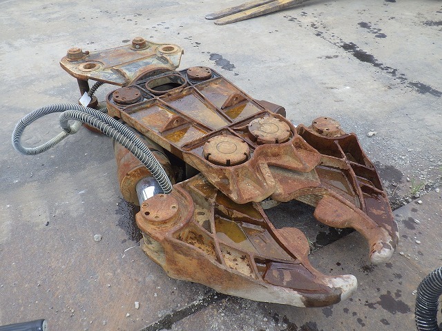N/A PRIMARY-CRUSHER ★ Parts & Attachment ★ Operation Not Confirmed and also not checked Damage and Missing parts 動作未確認、また目視での破損・欠品も確認していない