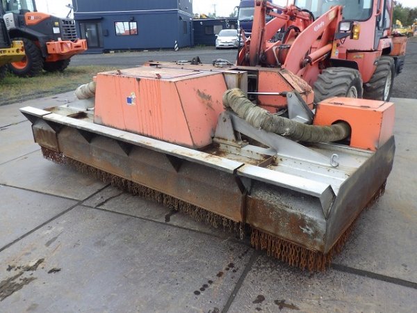 KUBOTA R530Z ★ Loader(Crawled/Wheeled) ★ CAB, MIYAMOTO Road Heater(MH320ミニ), Piping, w/Counter weight & Bucket, 建機工譲渡書 - Image 10