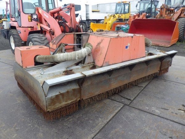 KUBOTA R530Z ★ Loader(Crawled/Wheeled) ★ CAB, MIYAMOTO Road Heater(MH320ミニ), Piping, w/Counter weight & Bucket, 建機工譲渡書 - Image 11