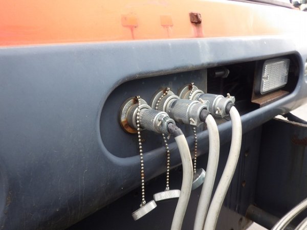 KUBOTA R530Z ★ Loader(Crawled/Wheeled) ★ CAB, MIYAMOTO Road Heater(MH320ミニ), Piping, w/Counter weight & Bucket, 建機工譲渡書 - Image 27
