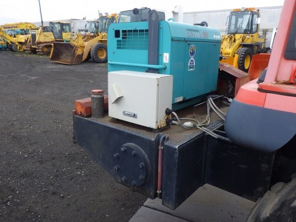 KUBOTA R530Z ★ Loader(Crawled/Wheeled) ★ CAB, MIYAMOTO Road Heater(MH320ミニ), Piping, w/Counter weight & Bucket, 建機工譲渡書 - Image 28
