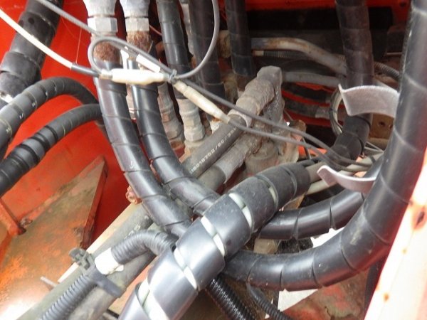 KUBOTA R530Z ★ Loader(Crawled/Wheeled) ★ CAB, MIYAMOTO Road Heater(MH320ミニ), Piping, w/Counter weight & Bucket, 建機工譲渡書 - Image 50