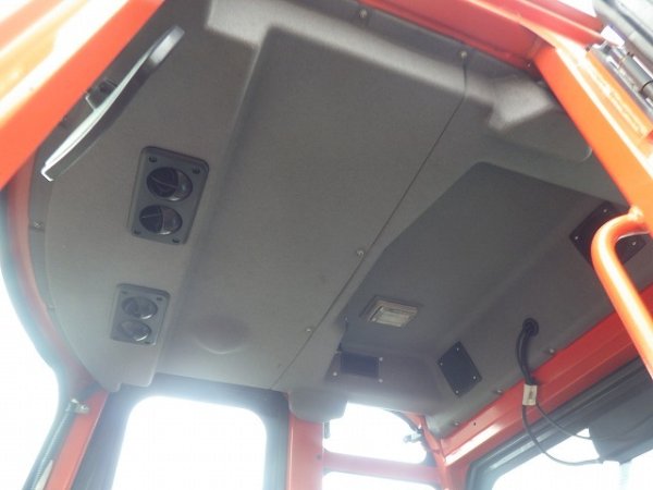 KUBOTA R530Z ★ Loader(Crawled/Wheeled) ★ CAB, MIYAMOTO Road Heater(MH320ミニ), Piping, w/Counter weight & Bucket, 建機工譲渡書 - Image 60