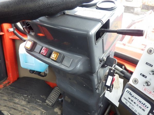 KUBOTA R530Z ★ Loader(Crawled/Wheeled) ★ CAB, MIYAMOTO Road Heater(MH320ミニ), Piping, w/Counter weight & Bucket, 建機工譲渡書 - Image 67