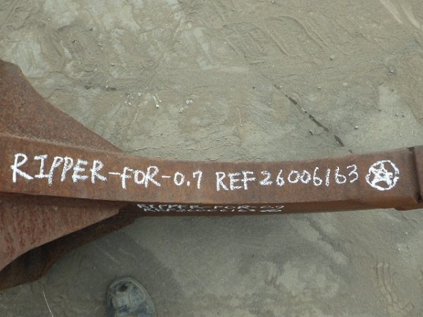 RIPPER-FOR-0.7 ★ Parts & Attachment ★ Operation Not Confirmed and also not checked Damage and Missing parts 動作未確認、また目視での破損・欠品も確認していない - Image 14