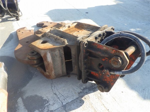 NPK S-22X ★ Parts & Attachment ★ Primary Crusher, for 0.7m3 (Dismantled from SH225X-3B) - Image 3