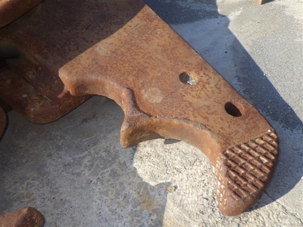 NPK S-22X ★ Parts & Attachment ★ Primary Crusher, for 0.7m3 (Dismantled from SH225X-3B) - Image 8