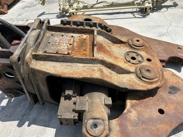 NPK S-22X ★ Parts & Attachment ★ Primary Crusher, for 0.7m3 (Dismantled from SH225X-3B) - Image 11